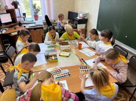 рисовали личную злость на бумаге)))