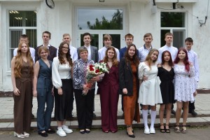 Вперёд, к новым вершинам! Выпускники! Вперёд, к новым вершинам! Выпускники!